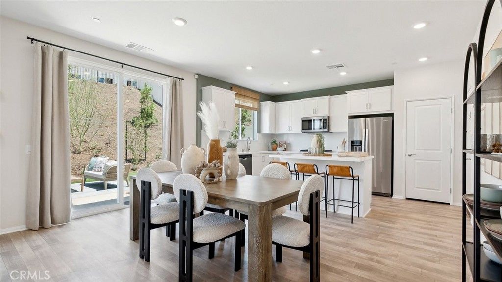 Image 5 of property listing at 11452 Forge Road, Corona, CA 92883