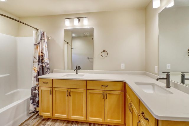 4106 Arthur Drive, Fargo, ND 58104