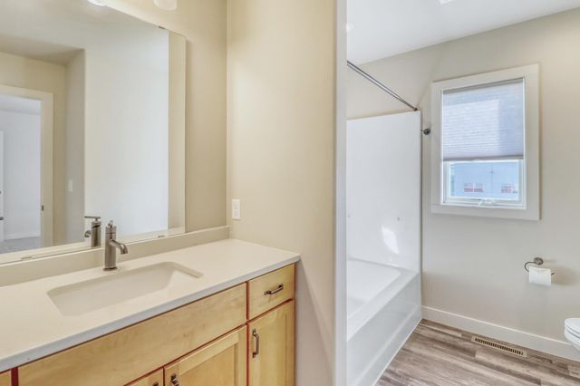 4106 Arthur Drive, Fargo, ND 58104