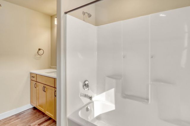 4106 Arthur Drive, Fargo, ND 58104