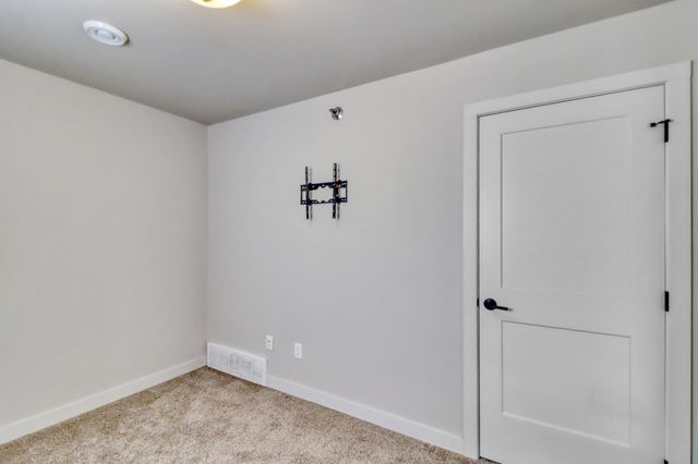 4106 Arthur Drive, Fargo, ND 58104