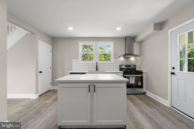 1551 S MAIN RD, Vineland, NJ 08360