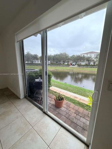 2735 SW 81st Ter 2737, Miramar, FL 33025