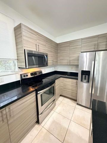 2735 SW 81st Ter 2737, Miramar, FL 33025