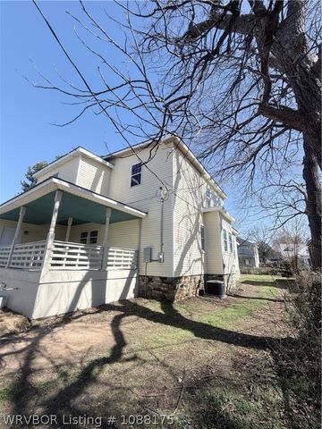 1119 N 13th Street, Fort Smith, AR 72901