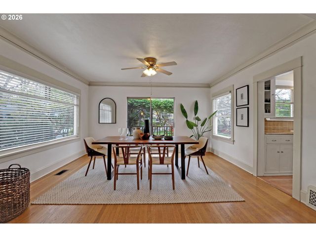 415 Ne MIRIMAR Pl, Portland, OR 97232