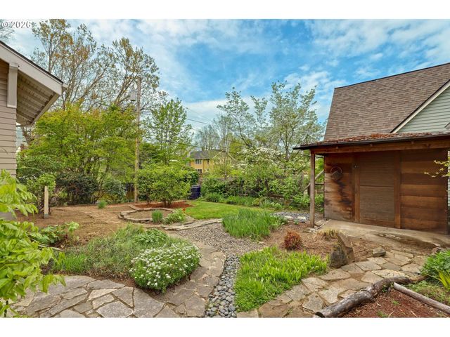 415 Ne MIRIMAR Pl, Portland, OR 97232