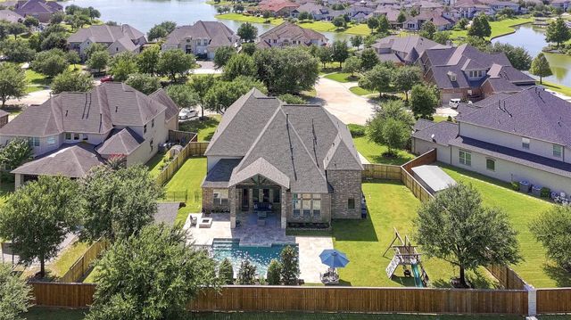 10330 Grape Creek Grove Lane, Cypress, TX 77433