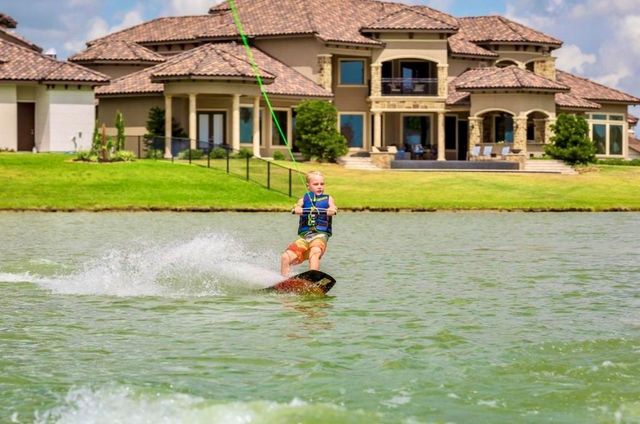 10330 Grape Creek Grove Lane, Cypress, TX 77433