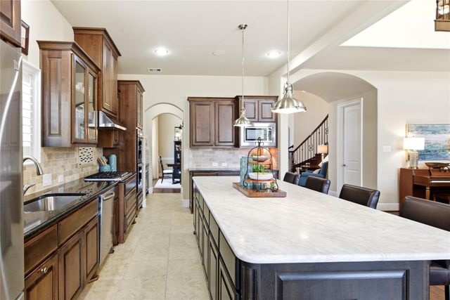 10330 Grape Creek Grove Lane, Cypress, TX 77433