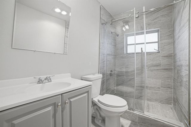 8106 NW 101st Avenue, Tamarac, FL 33321