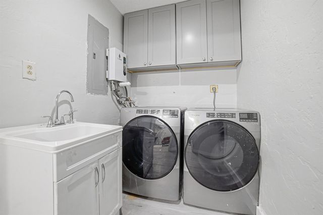 8106 NW 101st Avenue, Tamarac, FL 33321
