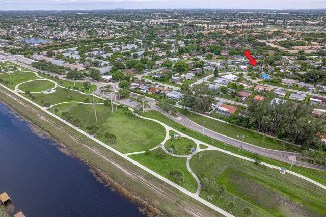 8106 NW 101st Avenue, Tamarac, FL 33321