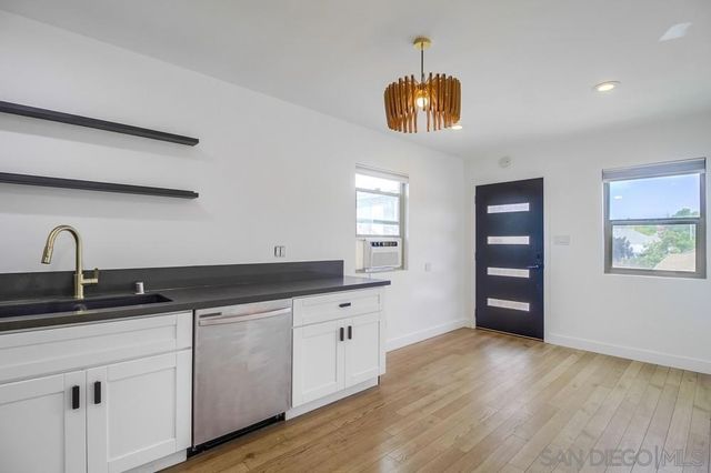 2567 69 L Street, San Diego, CA 92102