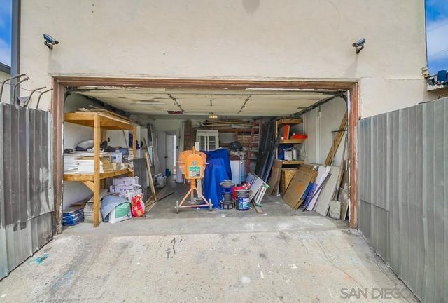 2567 69 L Street, San Diego, CA 92102