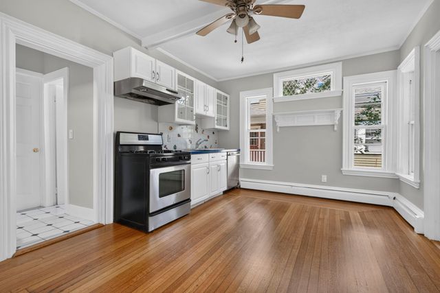 22 Berkeley St A, Reading, MA 01867