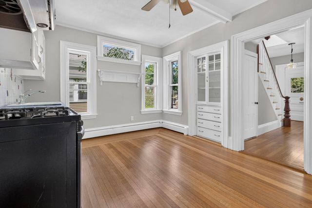 22 Berkeley St A, Reading, MA 01867