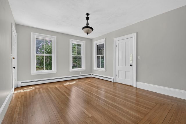22 Berkeley St A, Reading, MA 01867