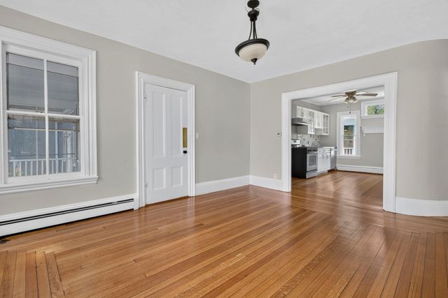 22 Berkeley St A, Reading, MA 01867