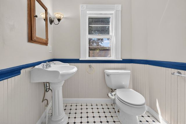 22 Berkeley St A, Reading, MA 01867
