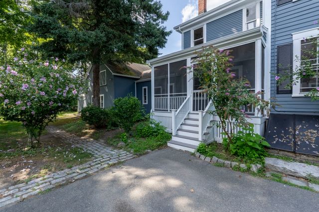 22 Berkeley St A, Reading, MA 01867