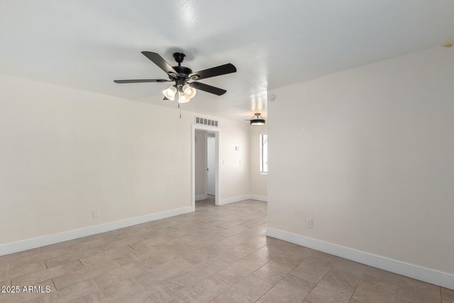 6813 E AVALON Drive Apt 1, Scottsdale, AZ 85251