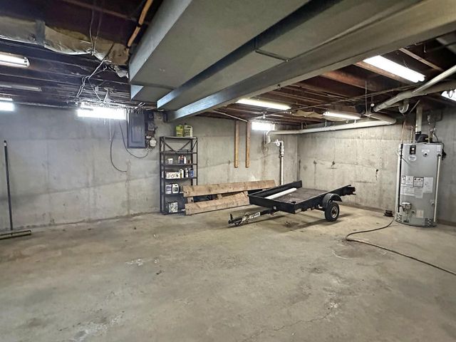 2539 N County Road E, Janesville, WI 53548