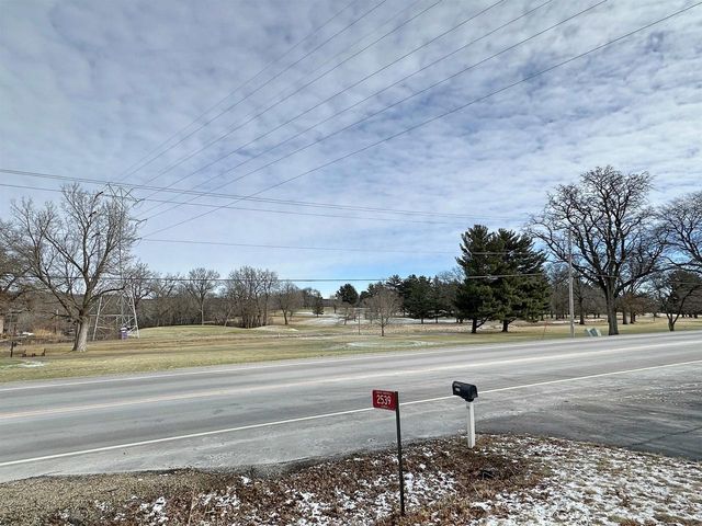 2539 N County Road E, Janesville, WI 53548