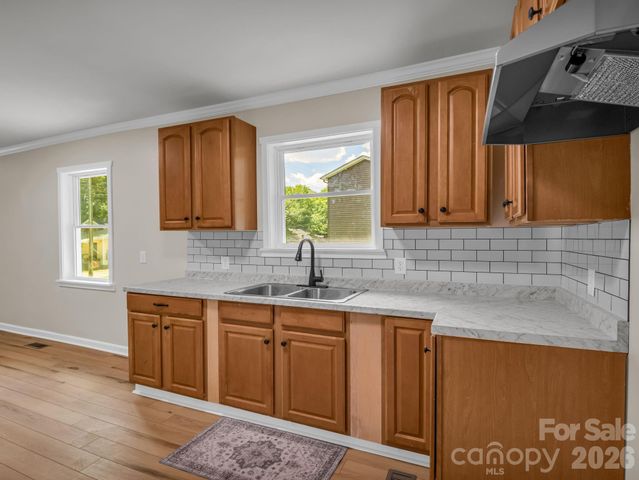 908 W Graham Street, Shelby, NC 28150