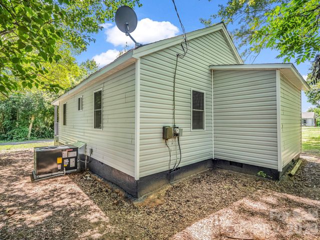 908 W Graham Street, Shelby, NC 28150