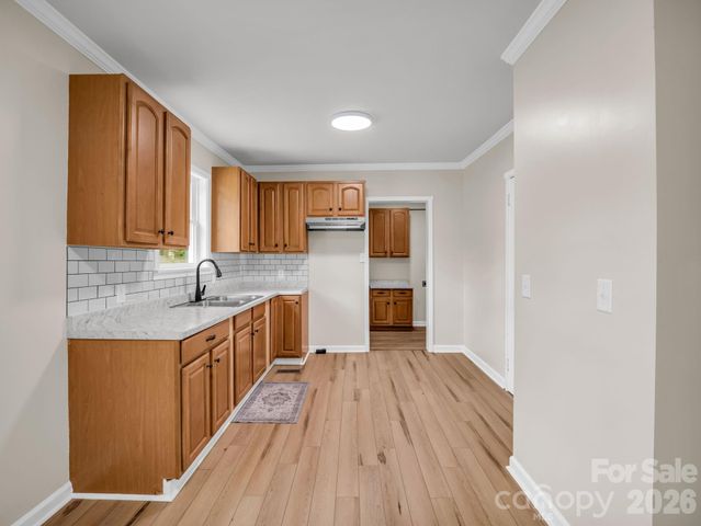 908 W Graham Street, Shelby, NC 28150