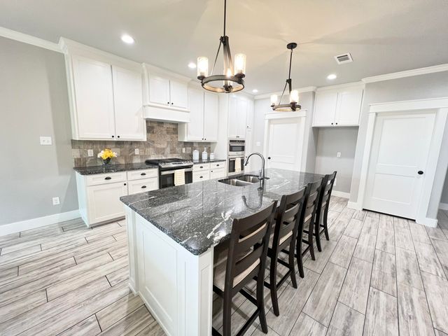 1974 Beaty Road, San Angelo, TX 76904