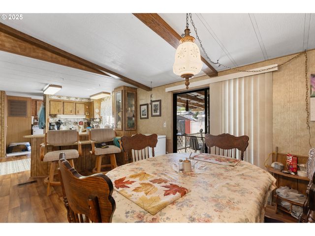 1146 LAURA St, Myrtle Creek, OR 97457