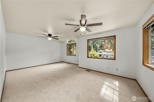 25327 236th Court SE, Maple Valley, WA 98038