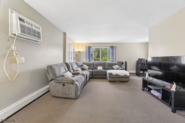 360 Rutherford Blvd, Clifton City, NJ 07014