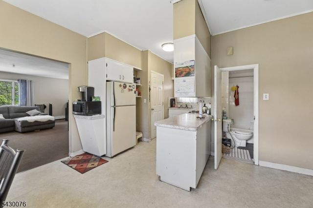 360 Rutherford Blvd, Clifton City, NJ 07014