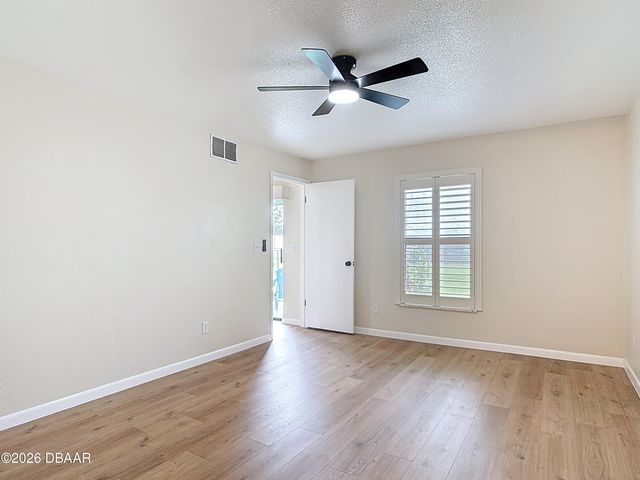 105 Powderhorn Court, Daytona Beach, FL 32119