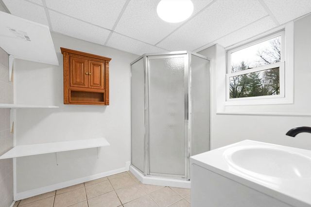 25 Fox Hill Rd, Ludlow, MA 01056