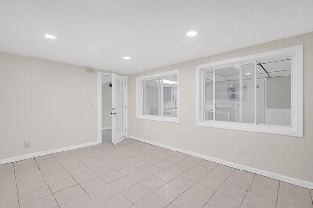 25 Fox Hill Rd, Ludlow, MA 01056