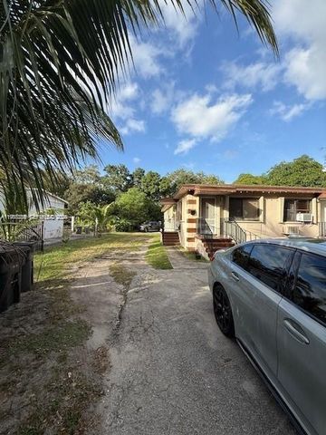 551-553 NE 133rd Street, North Miami, FL 33161
