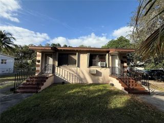 551-553 NE 133rd Street, North Miami, FL 33161