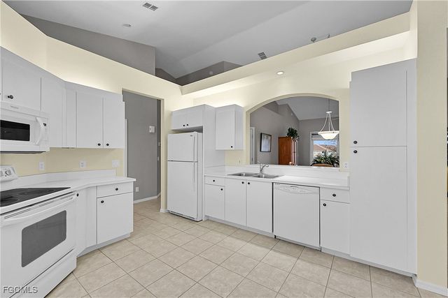 14581 Daffodil DR 2106, Fort Myers, FL 33919