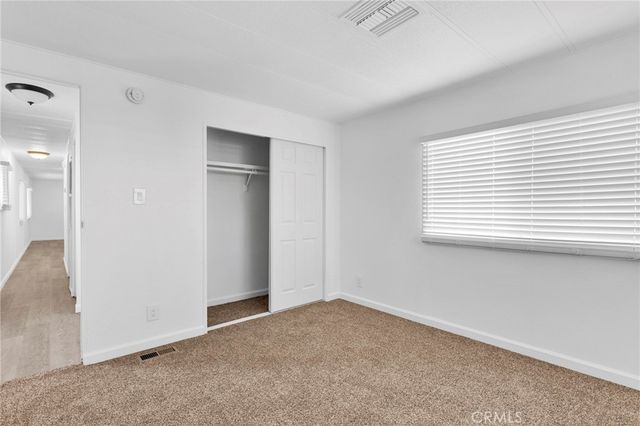 15252 Seneca Road 161, Victorville, CA 92392