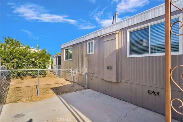 15252 Seneca Road 161, Victorville, CA 92392