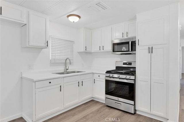 15252 Seneca Road 161, Victorville, CA 92392