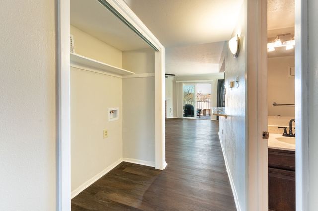 4448 Chaha Road 206, Garland, TX 75043