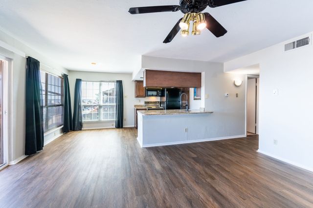 4448 Chaha Road 206, Garland, TX 75043