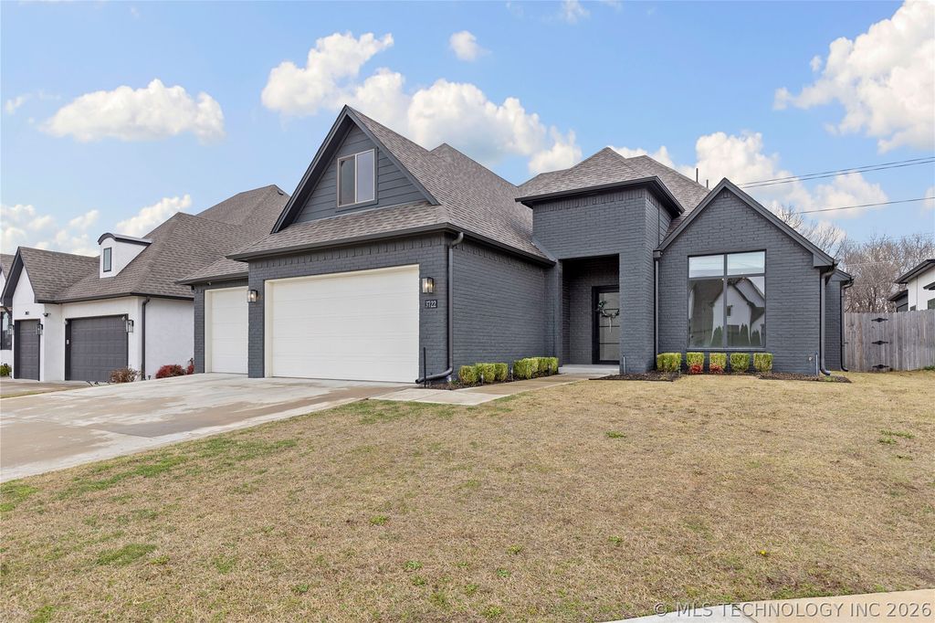 3722 W Tucson Place, Broken Arrow, OK 74011