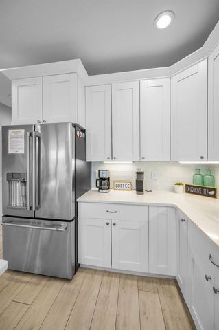 204 GULF BOULEVARD, Indian Rocks Beach, FL 33785