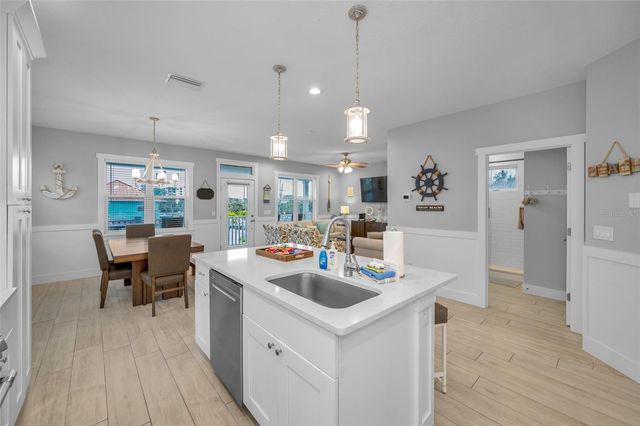 204 GULF BOULEVARD, Indian Rocks Beach, FL 33785